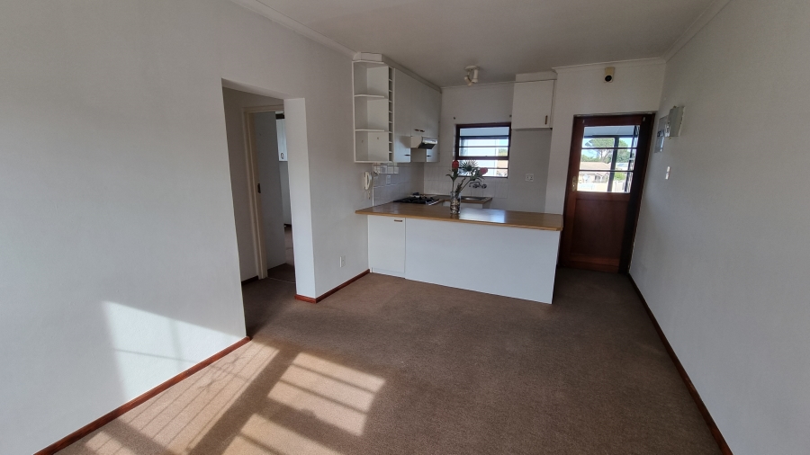2 Bedroom Property for Sale in Twin Palms Western Cape